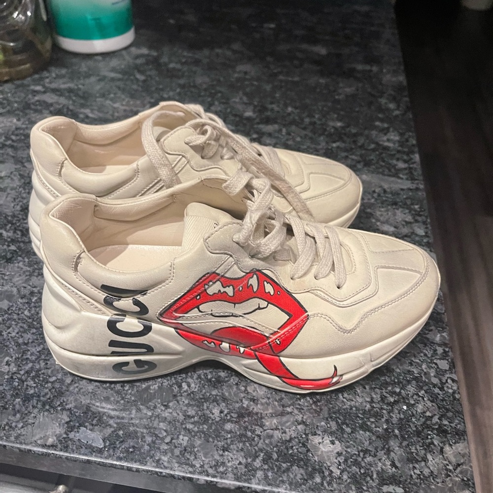 Gucci sneakers, womens size 35.5, fits like youth 5 1/2